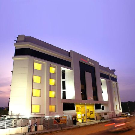 Peerless Hotel היידראבד מראה חיצוני תמונה