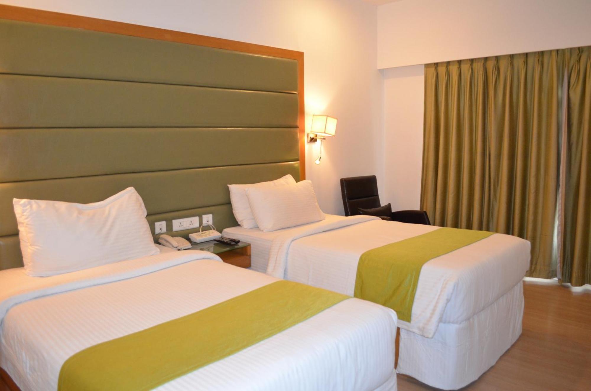 Peerless Hotel היידראבד מראה חיצוני תמונה
