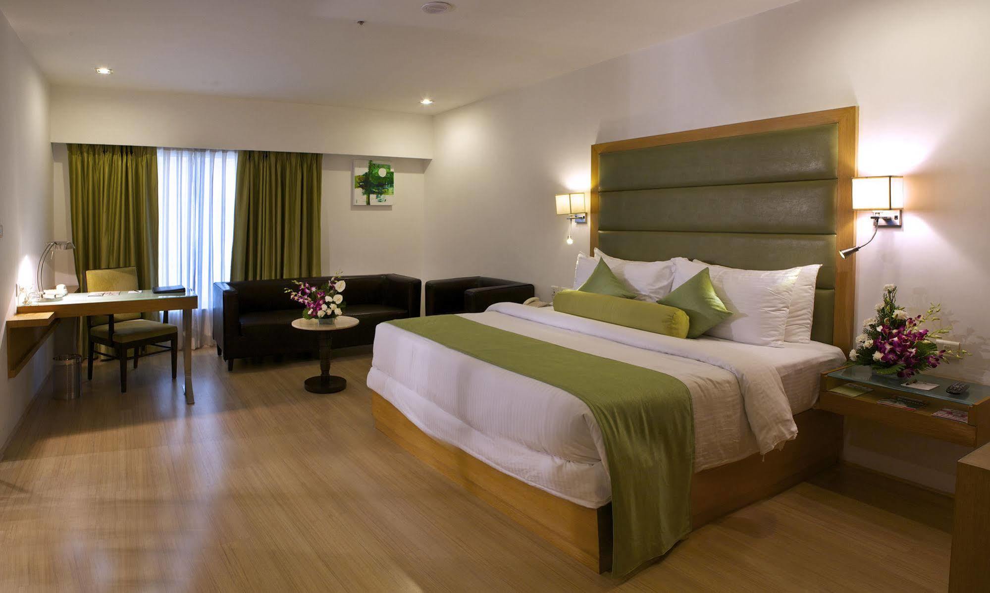 Peerless Hotel היידראבד מראה חיצוני תמונה